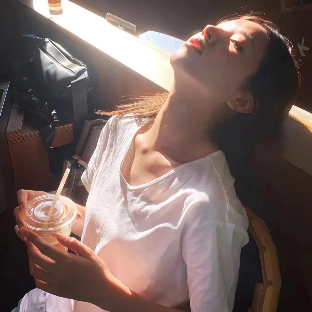 20英呎下：黑暗来临线上